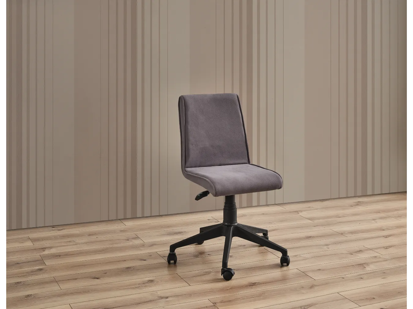 Smart Genç Sandalye 